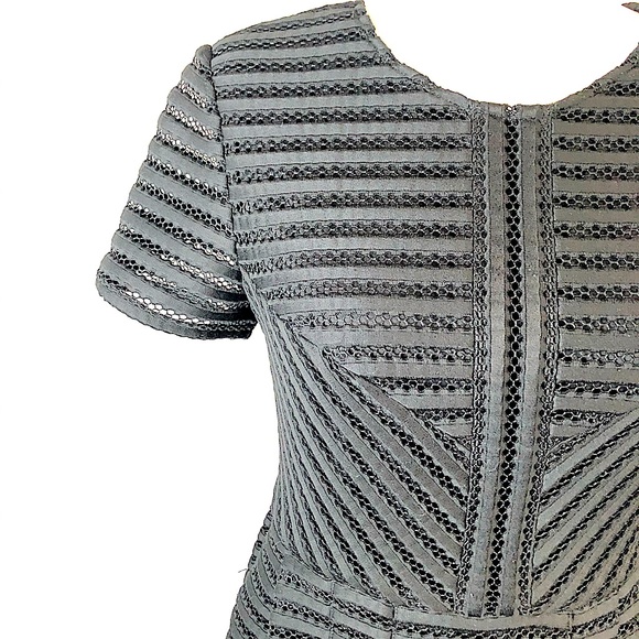 Dress - Picture 7 of 10